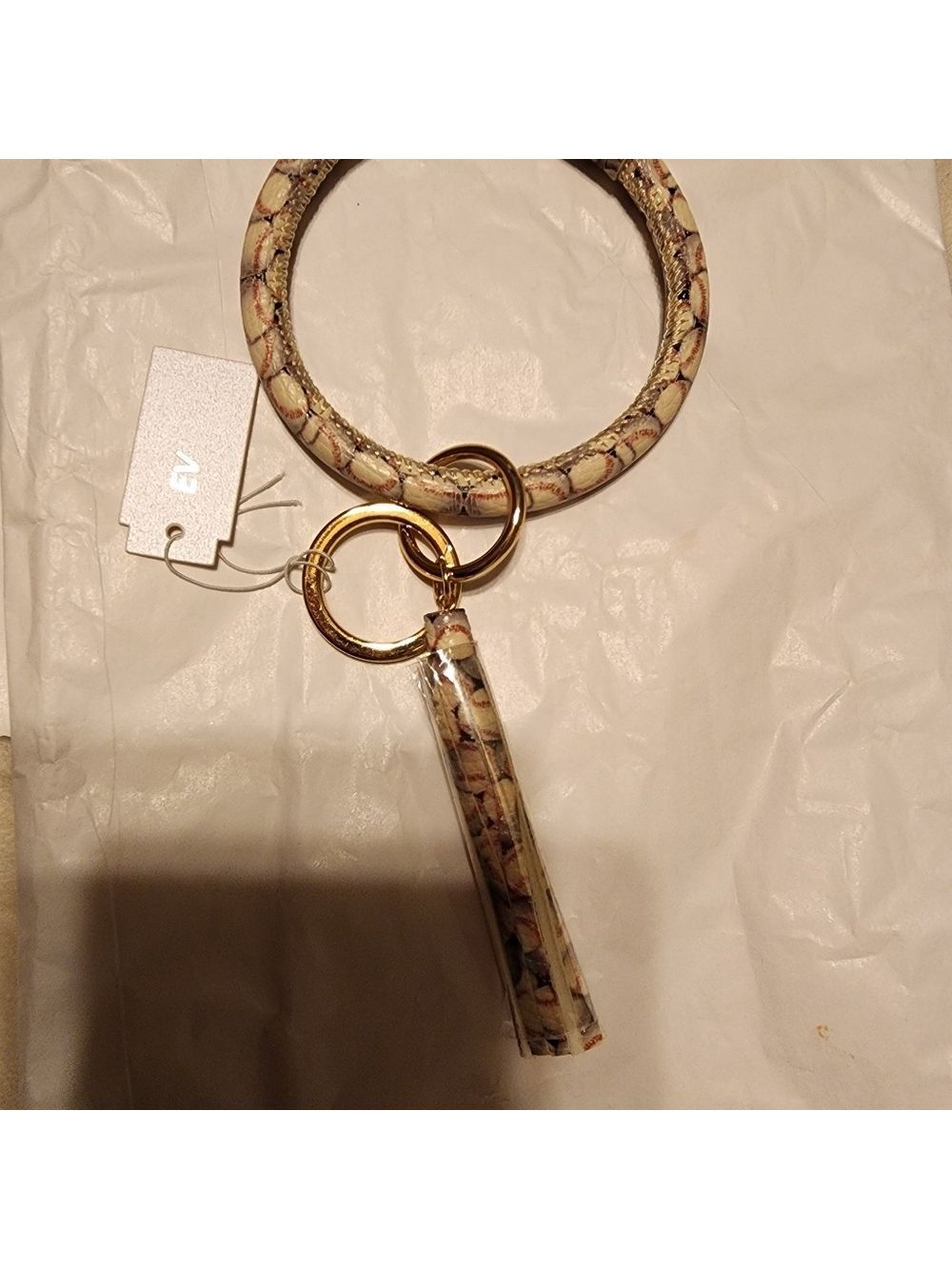 2 Wristlet Keychains Baseball Theme - Picture 4 of 5